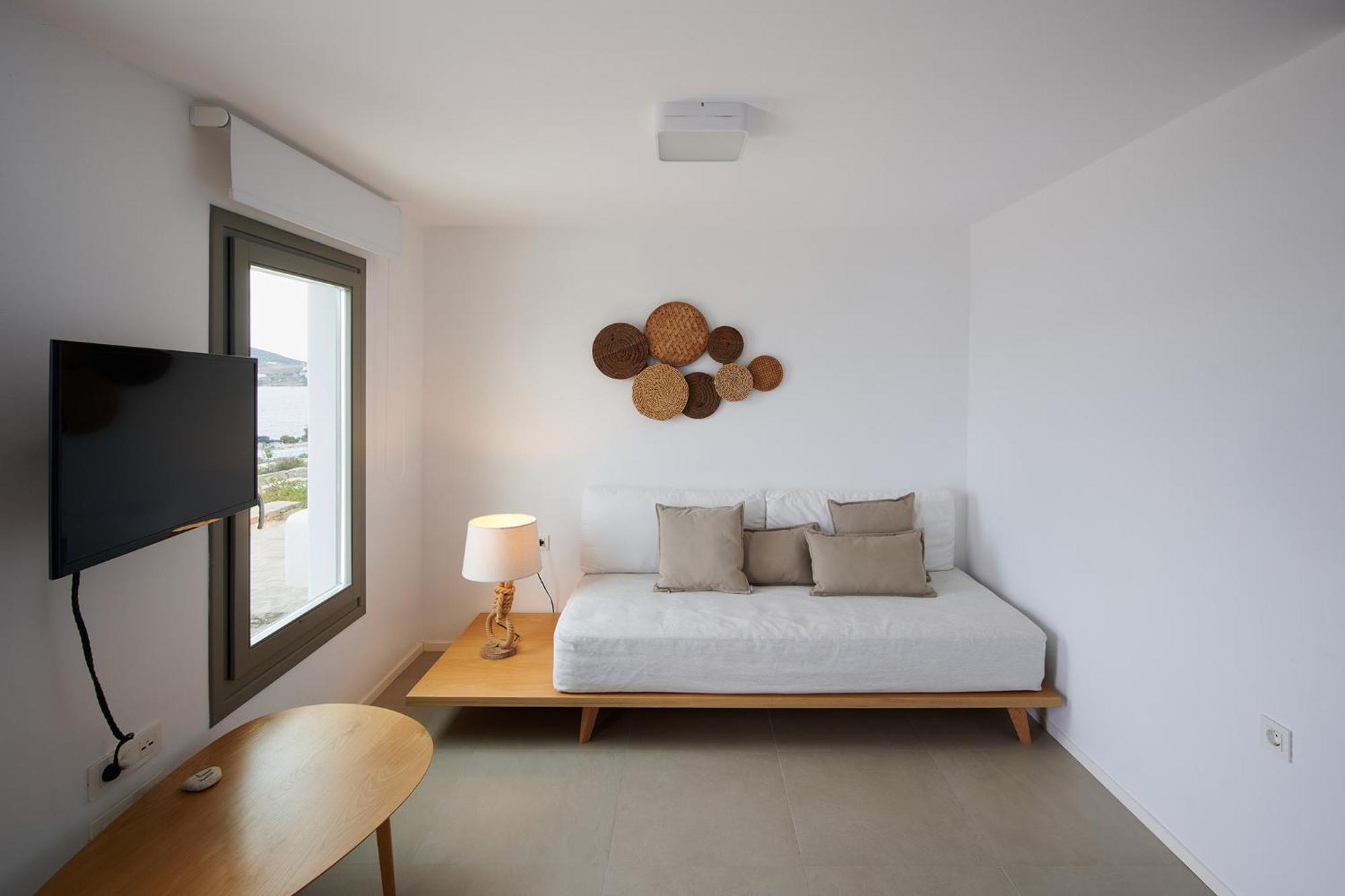 Kymo Luxury Suites Paros Kolympithres Ngoại thất bức ảnh