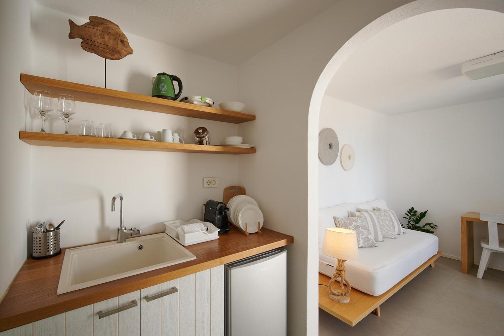 Kymo Luxury Suites Paros Kolympithres Ngoại thất bức ảnh